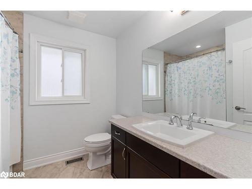 135 Jewel House Lane, Barrie, ON - Indoor Photo Showing Bathroom