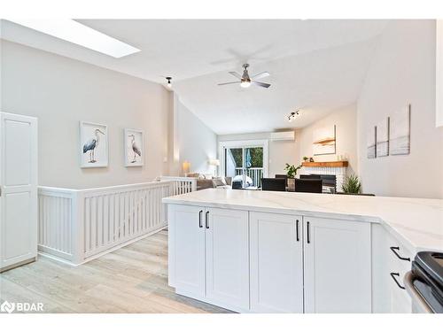 403-12 Dawson Drive, Collingwood, ON - Indoor Photo Showing Kitchen