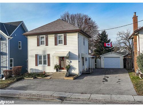 637 Gorham Street, Newmarket, ON - Outdoor With Facade