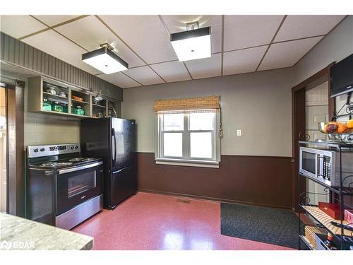 637 Gorham Street, Newmarket, ON - Indoor Photo Showing Kitchen