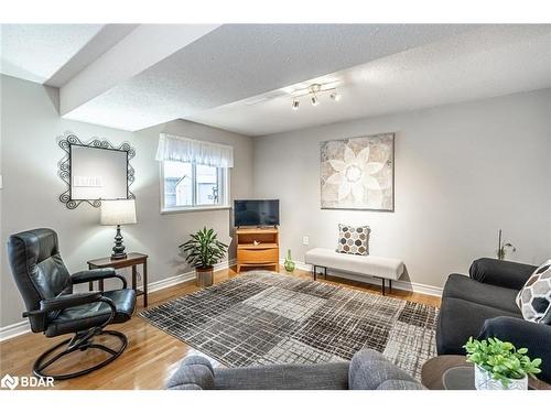 58 Laidlaw Drive, Barrie, ON - Indoor Photo Showing Other Room