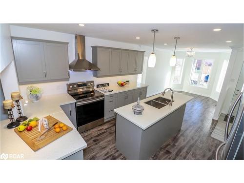 94 Churchland Drive, Barrie, ON - Indoor Photo Showing Kitchen With Double Sink