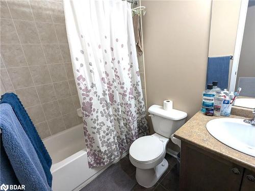 1 & 2-175 Stanley Street Street, Barrie, ON - Indoor Photo Showing Bathroom