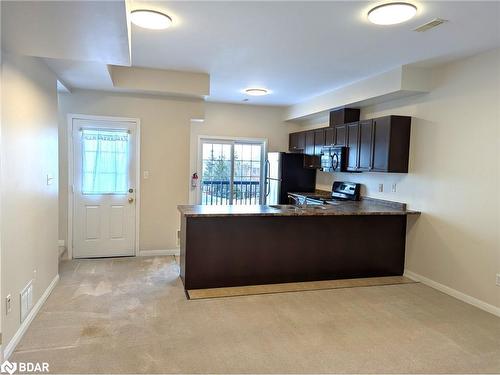 1 & 2-175 Stanley Street Street, Barrie, ON - Indoor Photo Showing Kitchen