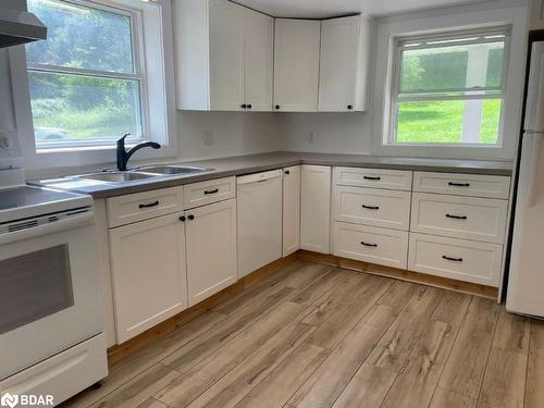 17 Battelle Road, Bancroft, ON - Indoor Photo Showing Kitchen With Double Sink