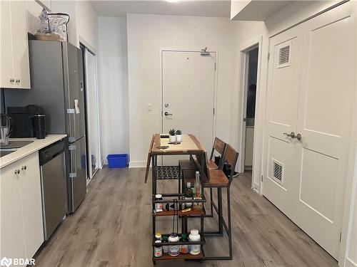 310-110 Fergus Avenue, Kitchener, ON - Indoor Photo Showing Kitchen