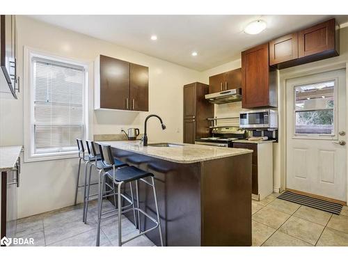 36 Poplar Avenue, Toronto, ON - Indoor Photo Showing Kitchen With Upgraded Kitchen