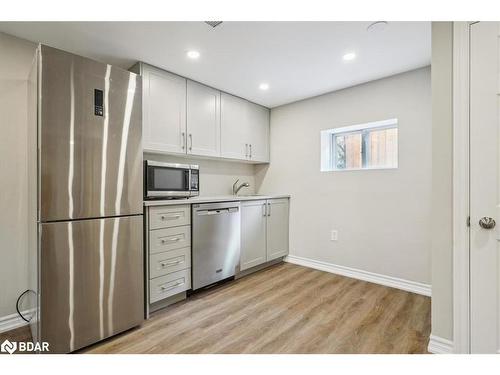 36 Poplar Avenue, Toronto, ON - Indoor Photo Showing Kitchen