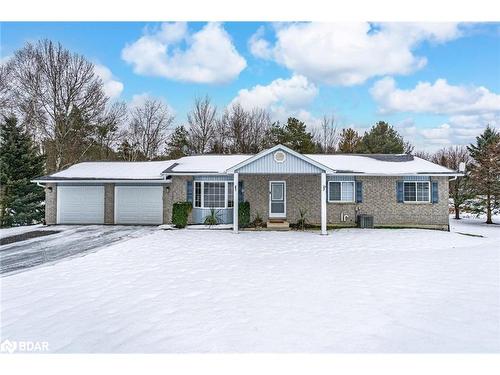 29 Melville Court, Oro-Medonte, ON - Outdoor With Facade