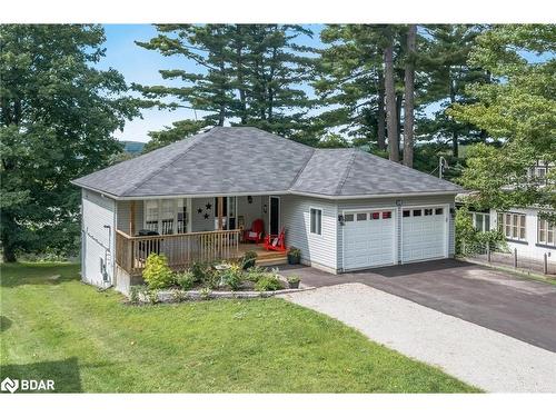 10 Clarence Avenue, Penetanguishene, ON - Outdoor