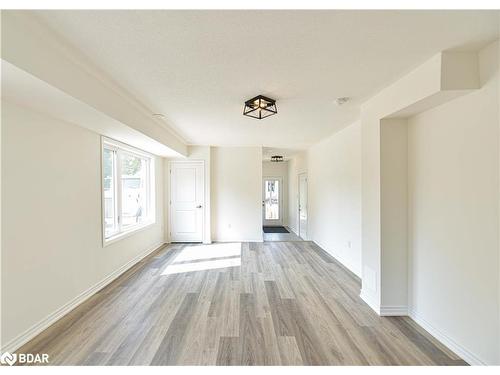 23 Wyn Wood Lane, Orillia, ON - Indoor Photo Showing Other Room