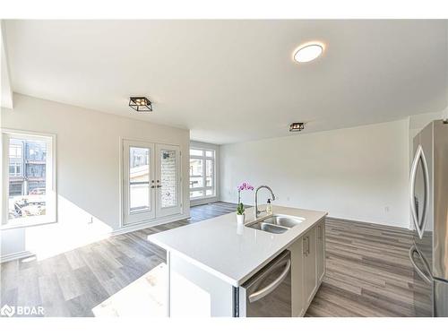 23 Wyn Wood Lane, Orillia, ON - Indoor Photo Showing Kitchen With Double Sink