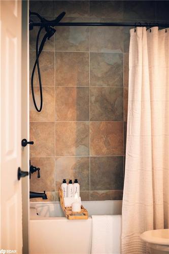 107 Revell Street, Gravenhurst, ON - Indoor Photo Showing Bathroom