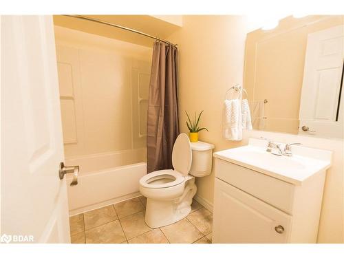 107 Revell Street, Gravenhurst, ON - Indoor Photo Showing Bathroom