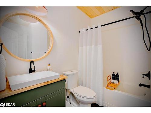 109 Revell Street, Gravenhurst, ON - Indoor Photo Showing Bathroom