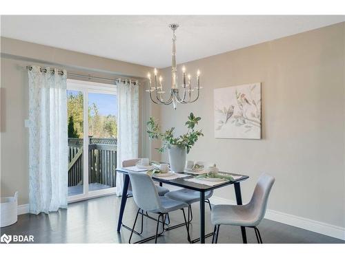 47 Little Ryans Way, Bracebridge, ON - Indoor Photo Showing Dining Room