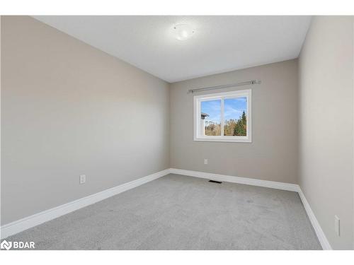 47 Little Ryans Way, Bracebridge, ON - Indoor Photo Showing Other Room