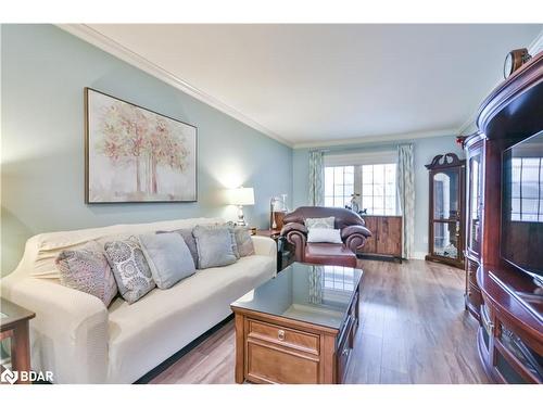 22 Emms Drive, Barrie, ON - Indoor Photo Showing Living Room