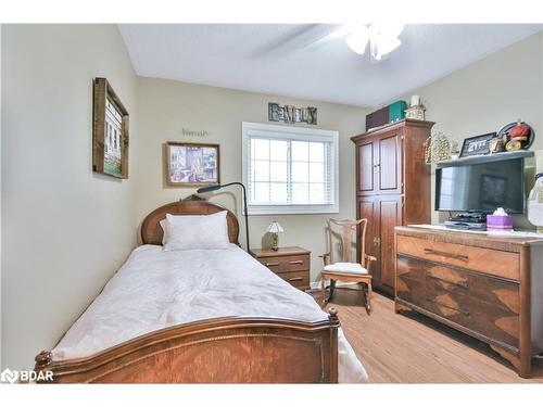 22 Emms Drive, Barrie, ON - Indoor Photo Showing Bedroom