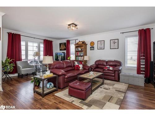 1 Sinclair Crescent, Ramara, ON - Indoor Photo Showing Living Room