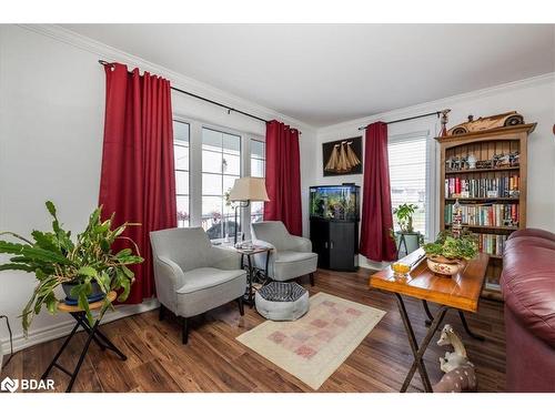 1 Sinclair Crescent, Ramara, ON - Indoor Photo Showing Living Room