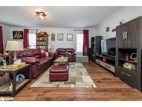 1 Sinclair Crescent, Ramara, ON - Indoor Photo Showing Living Room