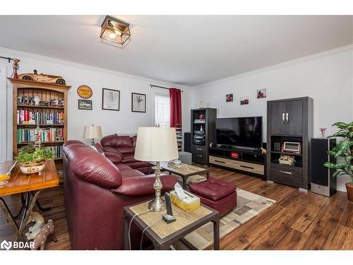 1 Sinclair Crescent, Ramara, ON - Indoor Photo Showing Living Room