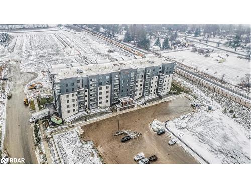 613-15 Kneeshaw Drive, Barrie, ON - Outdoor With View