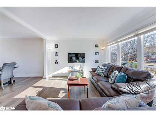 74 Strabane Avenue, Barrie, ON - Indoor Photo Showing Living Room