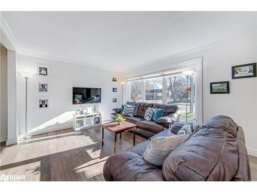 74 Strabane Avenue, Barrie, ON - Indoor Photo Showing Living Room