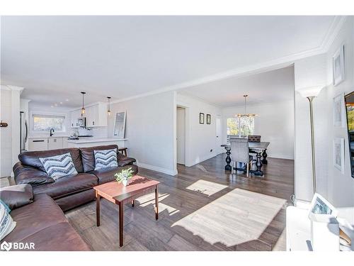 74 Strabane Avenue, Barrie, ON - Indoor Photo Showing Living Room