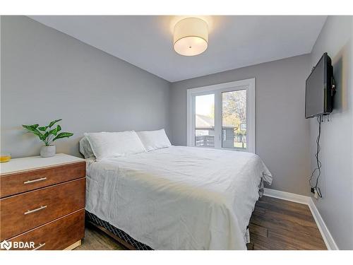 74 Strabane Avenue, Barrie, ON - Indoor Photo Showing Bedroom