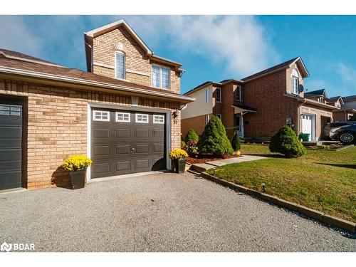 59 Hawthorne Crescent, Barrie, ON - Outdoor