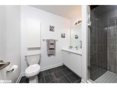 18 Red Maple Lane, Barrie, ON - Indoor Photo Showing Bathroom