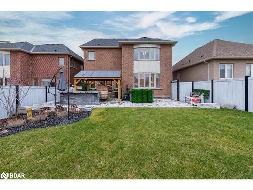 19 Rugman Crescent, Springwater, ON - Outdoor