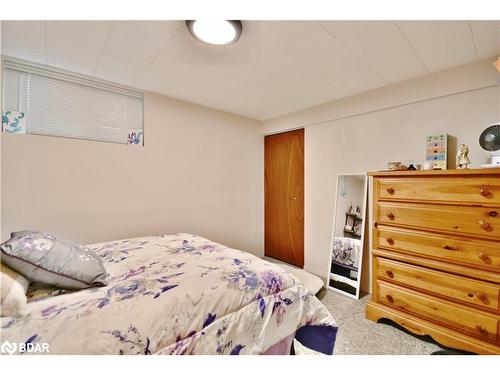 9 Mariposa Drive, Orillia, ON - Indoor Photo Showing Bedroom