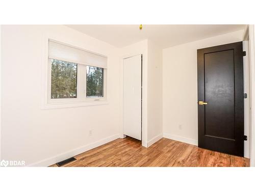 2427 Wallace Avenue, Innisfil, ON - Indoor Photo Showing Other Room