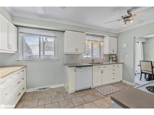 219 Steel Street, Barrie, ON - Indoor Photo Showing Kitchen