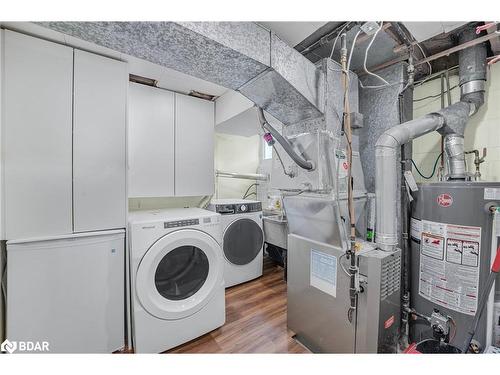 219 Steel Street, Barrie, ON - Indoor Photo Showing Laundry Room