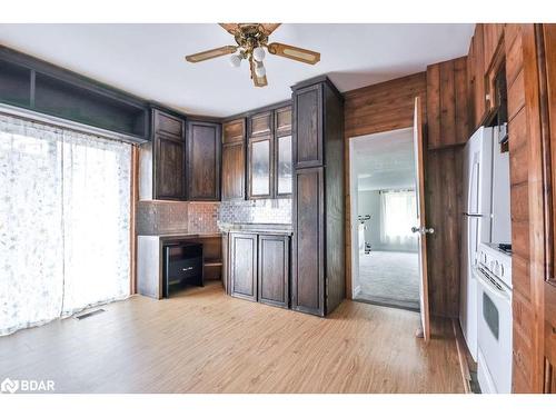 75 Gowan Street, Barrie, ON - Indoor Photo Showing Kitchen