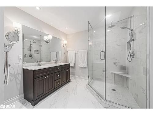 1431 Ravensmoor Crescent, Mississauga, ON - Indoor Photo Showing Bathroom