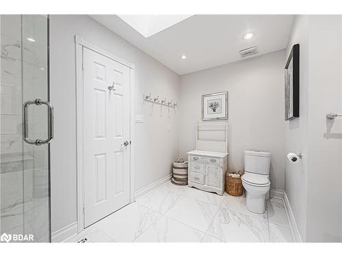 1431 Ravensmoor Crescent, Mississauga, ON - Indoor Photo Showing Bathroom