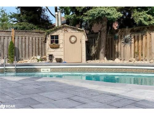 1431 Ravensmoor Crescent, Mississauga, ON - Outdoor With In Ground Pool