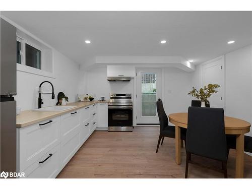 56 Gray Lane, Barrie, ON - Indoor Photo Showing Dining Room