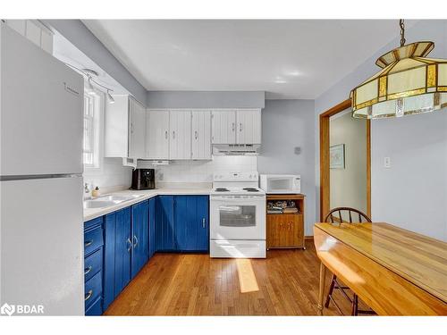 13 Jardine Crescent, Creemore, ON - Indoor Photo Showing Kitchen