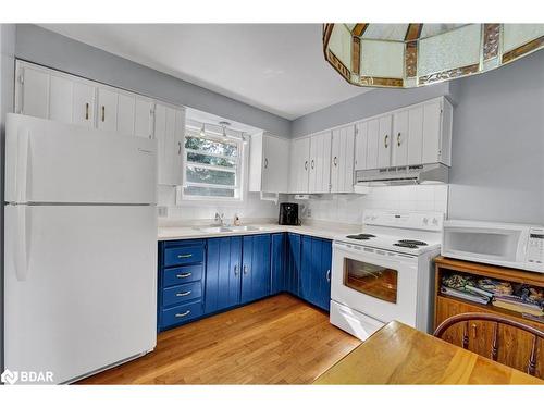 13 Jardine Crescent, Creemore, ON - Indoor Photo Showing Kitchen