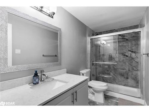 50 Maitland Drive, Barrie, ON - Indoor Photo Showing Bathroom