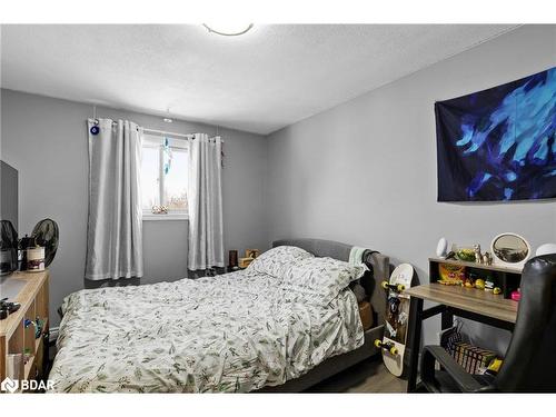 50 Maitland Drive, Barrie, ON - Indoor Photo Showing Bedroom