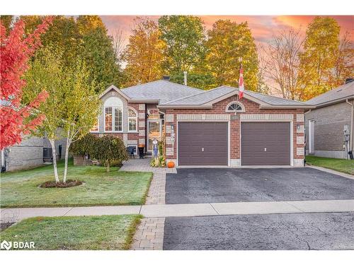 112 Crompton Drive, Barrie, ON - Outdoor With Facade