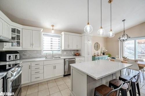 51 Copper Leaf Street, Kitchener, ON - Indoor Photo Showing Kitchen With Upgraded Kitchen